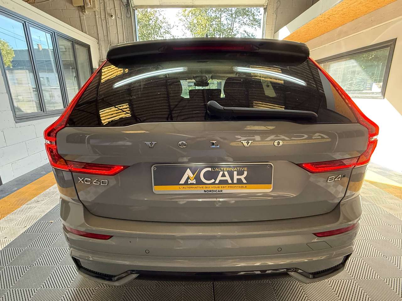 Volvo XC60  XC60 2.0 B4 MHEV Plus Dark – GARANTIE VOLVO 10/2027
