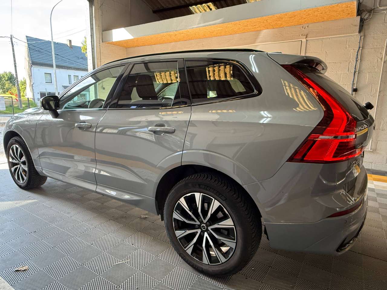 Volvo XC60  XC60 2.0 B4 MHEV Plus Dark – GARANTIE VOLVO 10/2027