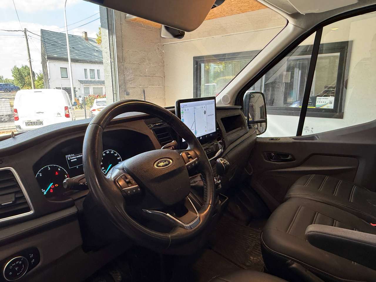 Ford Transit  2.0 TDCi L2H2 Limited – GARANTIE FORD 2028