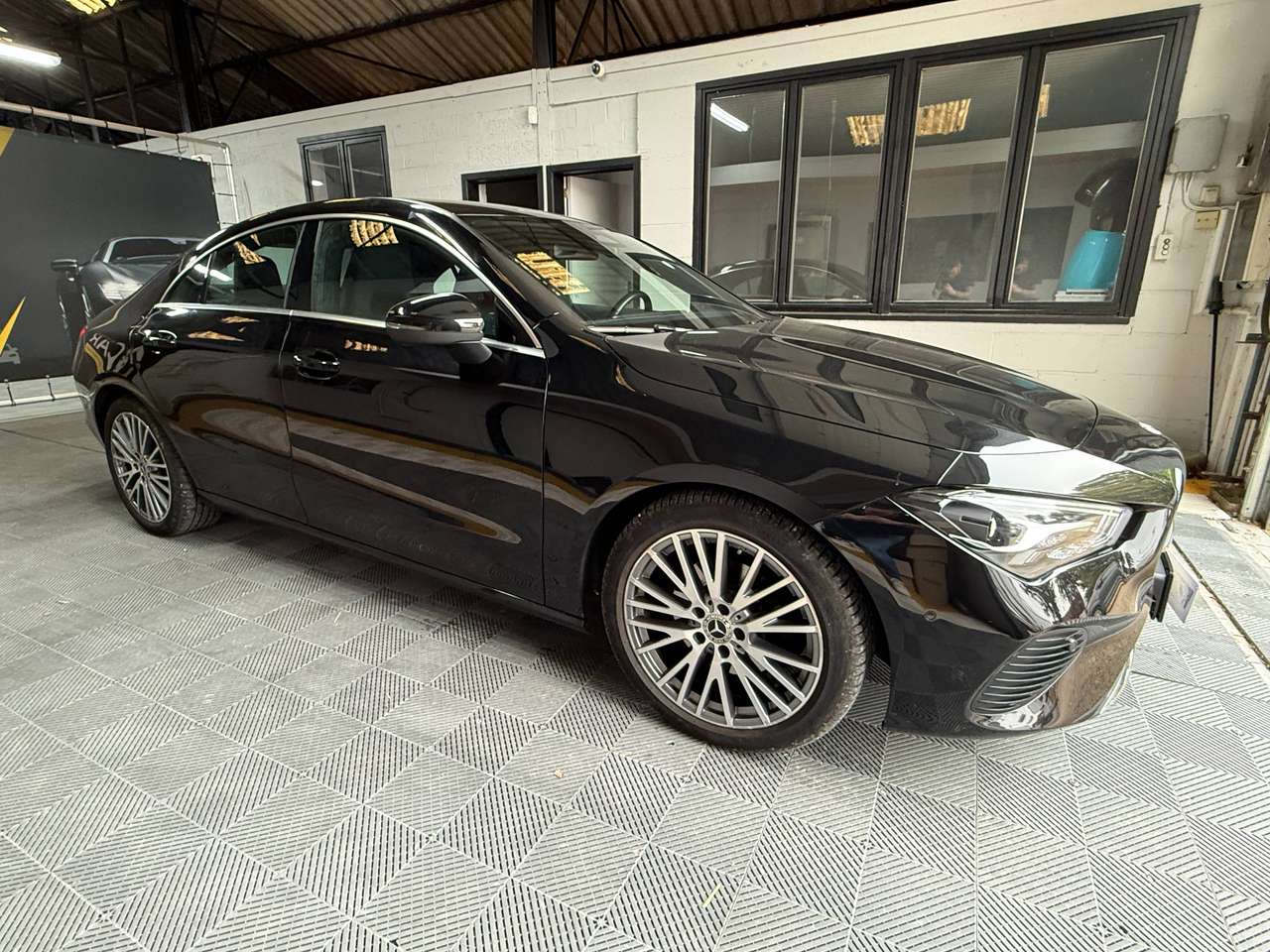 Mercedes-Benz CLA 180  CLA 180 Business Line – GARANTIE MERCEDES 04/2027