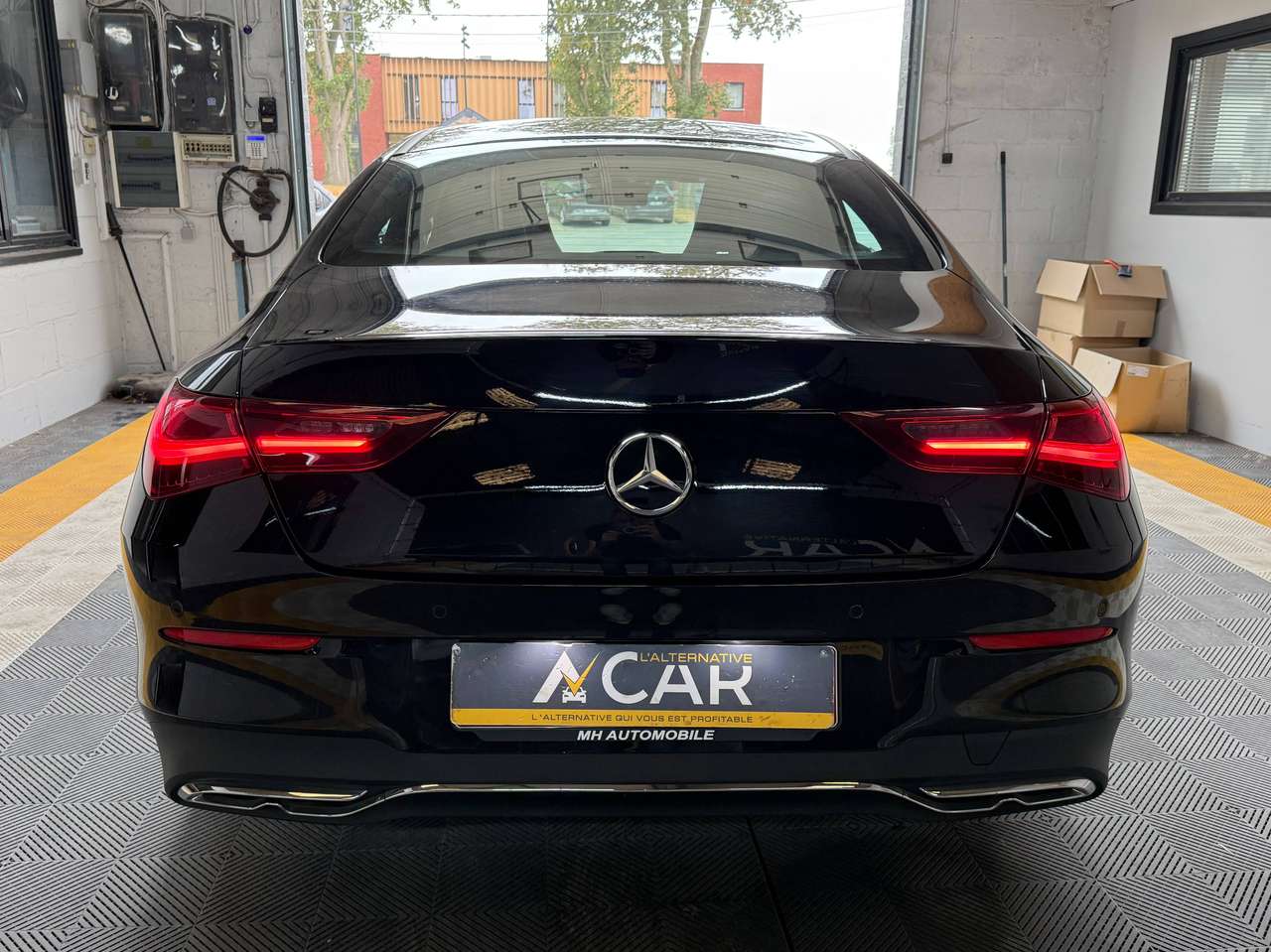 Mercedes-Benz CLA 180  CLA 180 Business Line – GARANTIE MERCEDES 04/2027