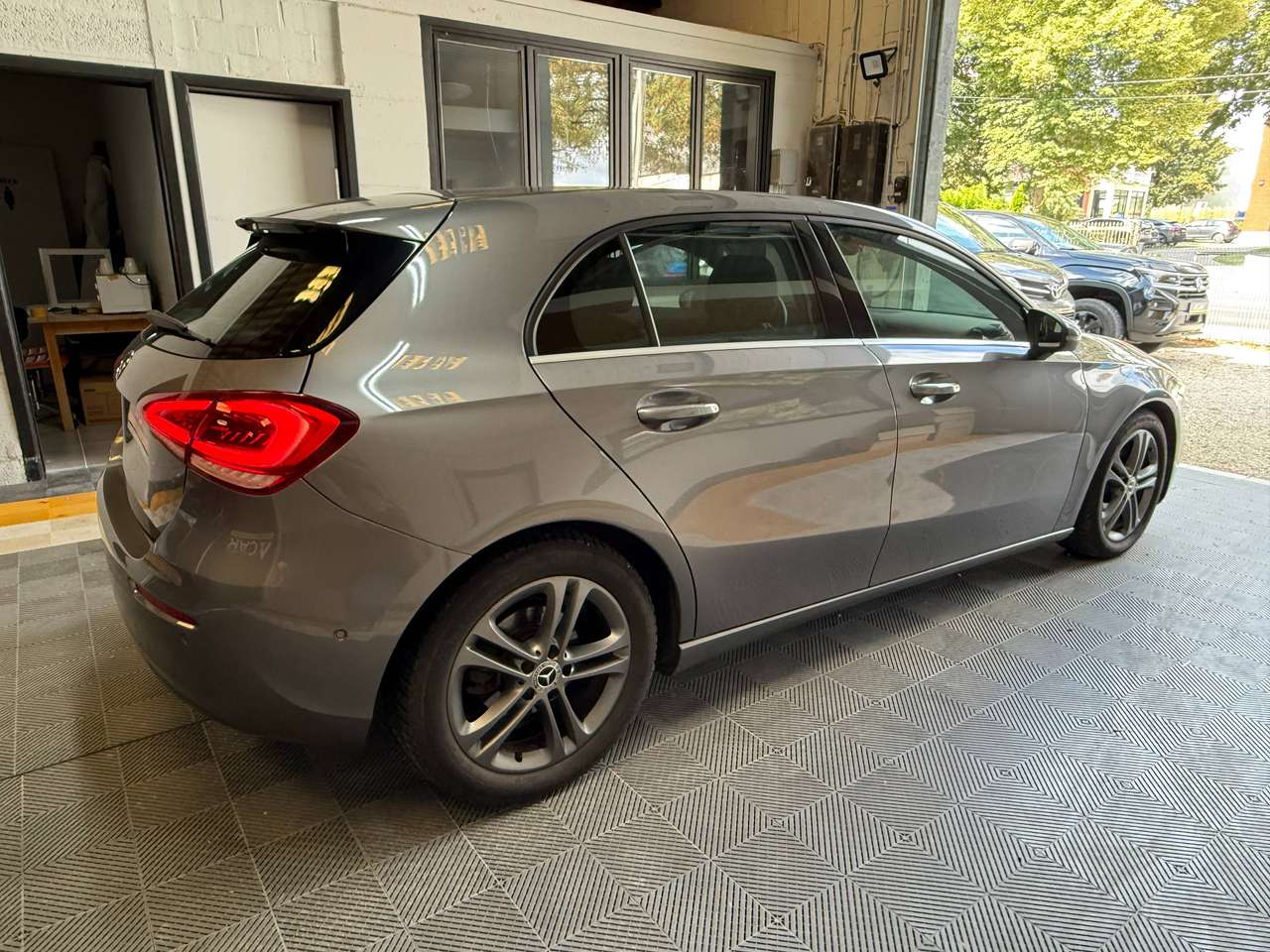 Mercedes-Benz A 180  A 180 d Business Solution – GARANTIE 12M