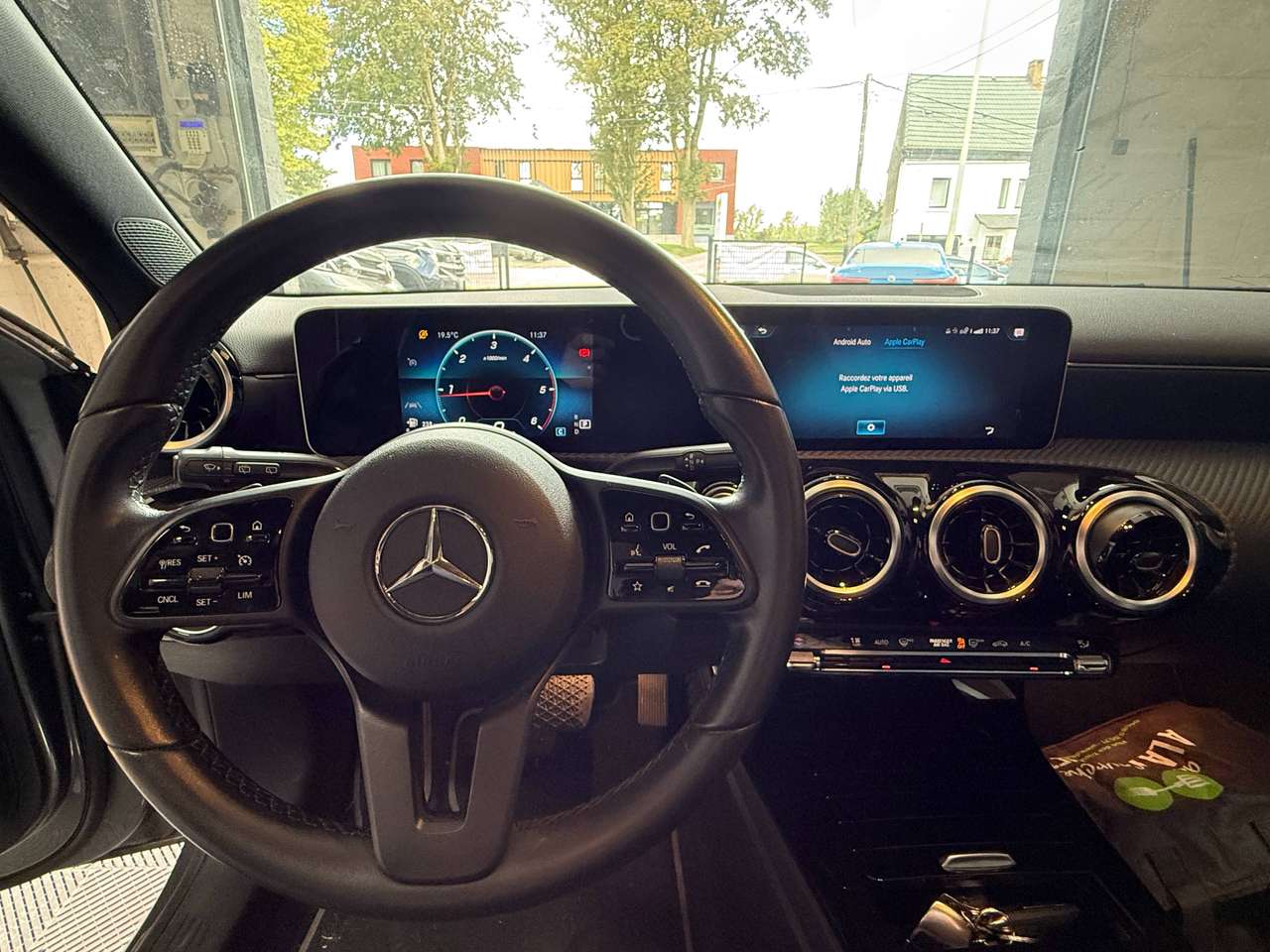 Mercedes-Benz A 180  A 180 d Business Solution – GARANTIE 12M