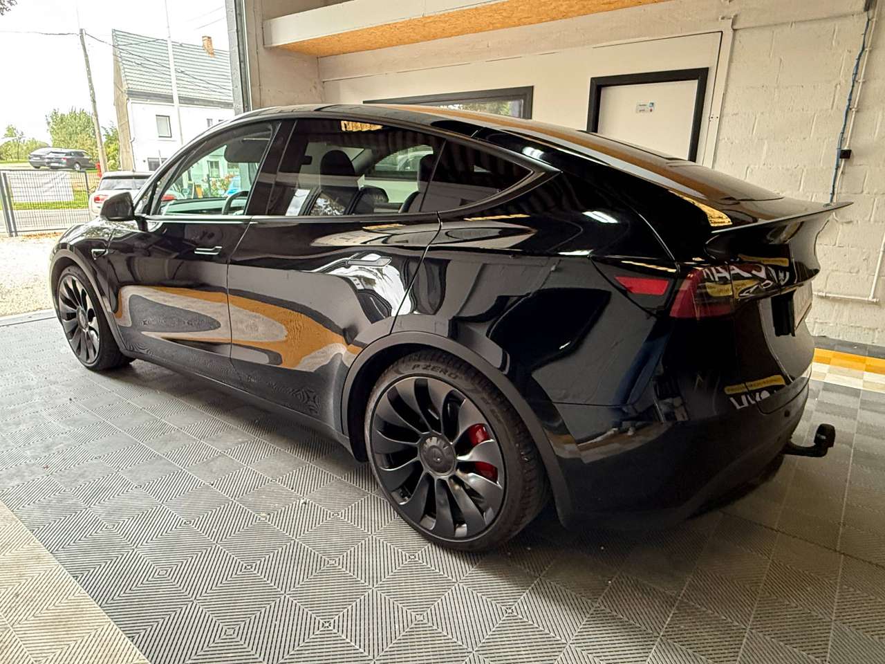 Tesla Model Y  Model Y 72.5 kWh Dual Motor Performance – GARANTIE TESLA