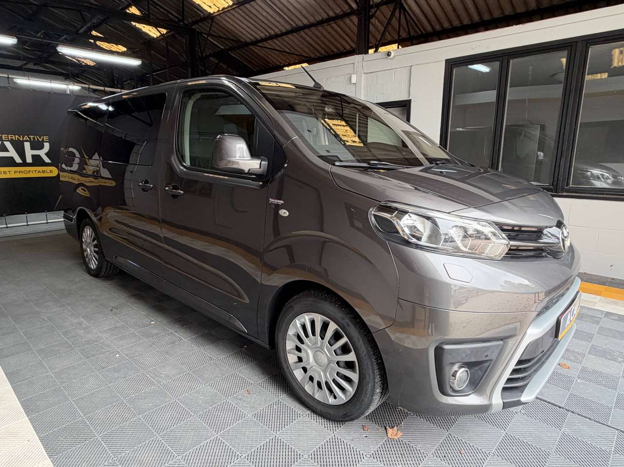 Toyota Proace  Proace Verso 2.0 D-4D Long MPV S 8PL – GARANTIE TOYOTA 2029