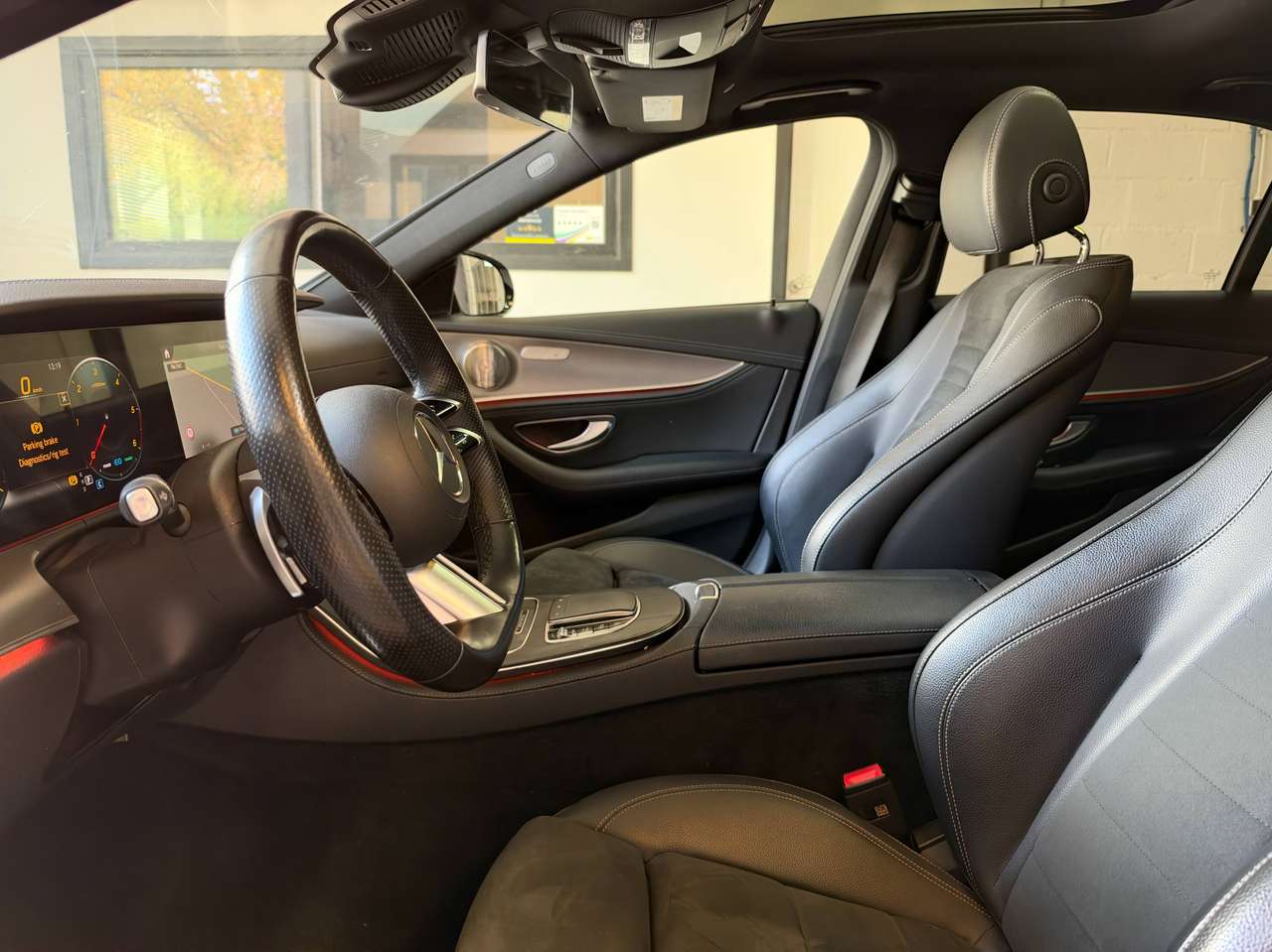 Mercedes-Benz E 220  E 220 d Business Solution AMG NIGHT EDITION – GARANTIE 12M