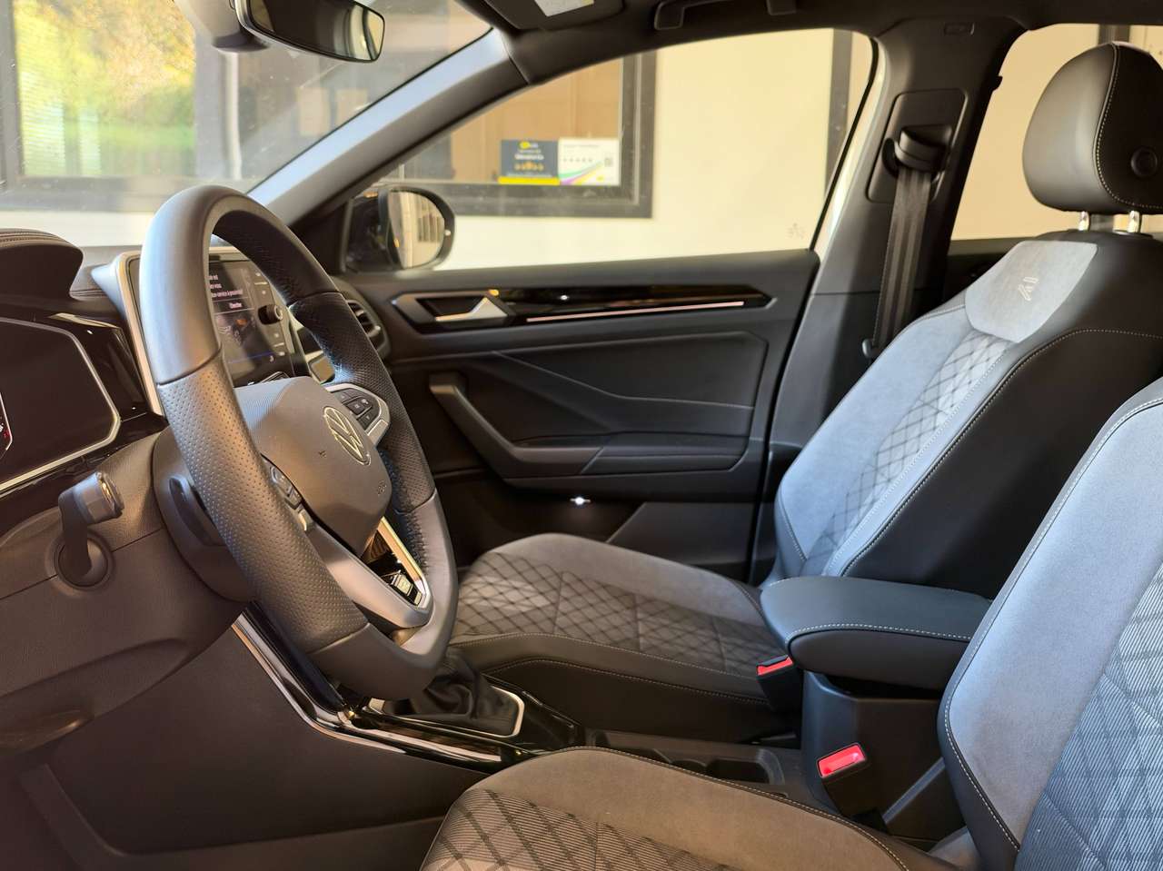 Volkswagen T-Roc  T-Roc 1.5 TSI R-Line Ultimate DSG – GARANTIE 02/2028 VW